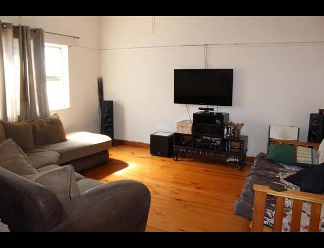 2 BEDROOM HOUSE FOR SALE IN FAIRFIELD ESTATE